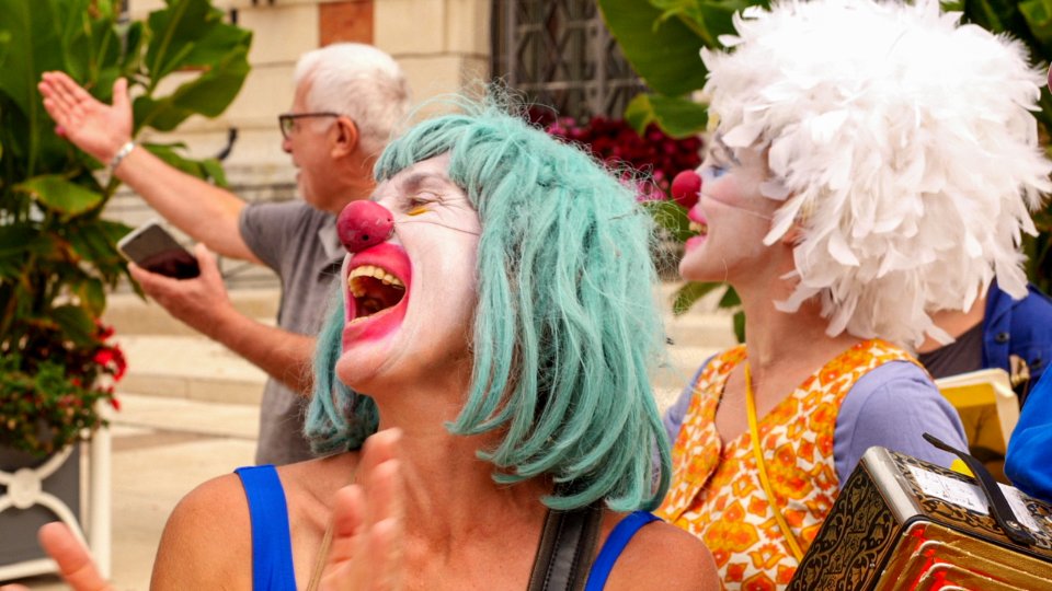 Les drôles de dames - Photo n°1